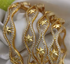 Clásico de moda de un gramo de calidad premium chapado en oro con piedra AD cuatro brazaletes conjunto para mujer joyería para boda y fiesta - Product Image 2