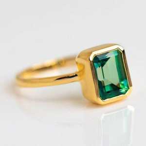 Bague de fiançailles émeraude 4 carats taille émeraude en argent sterling 925 plaqué or 14 carats avec grappe de zircone cubique, bague de promesse nuptiale - Product Image 3