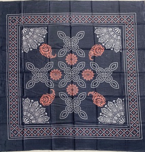 Collection A.K.TRENDY – Écharpe florale traditionnelle somalienne Shaash en soie satinée pour femme – Chaude, respirante, pour toutes les saisons, tenue décontractée - Product Image 2