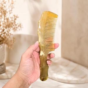 Peine de Cuerno de Vaca Hecho a Mano, Forma Natural, Moderno y Ecológico, Suave y Pulido, Antiencrespamiento, Desenredante para Cabello Grueso, Rizado y Liso - Product Image 6