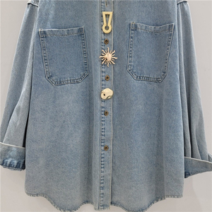 Chemise en jean délavé à manches longues pour femme Muzamin Apparel, coupe classique, style vintage, polyester/coton, séchage rapide, haute qualité - Product Image 4