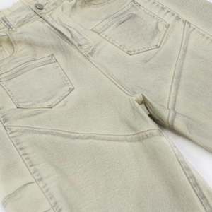 Pantalones cortos tipo cargo de color beige para hombre, corte holgado, hasta la rodilla, estilo informal, para verano, con bolsillos laterales - Product Image 4