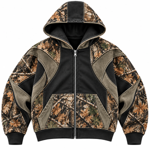 Veste à capuche personnalisée pour homme, camouflage Woodland, fermeture éclair intégrale, panneaux contrastants noirs, ourlet côtelé, streetwear outdoor B2B USA - Product Image 6