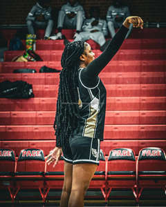 Derniers vêtements d'entraînement personnalisés Vêtements de basket-ball en maille pour femmes Kit complet par sublimation Uniforme de basket-ball jaune noir pour filles - Product Image 4