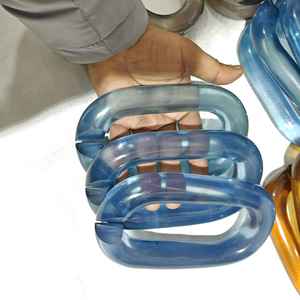 Chaîne décorative en résine de qualité supérieure, élégante décoration murale artisanale en acrylique pour la décoration intérieure moderne - Product Image 1