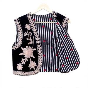Gilet court en coton fait main pour femme, imprimé floral, col rond, ouvert sur le devant, avec broderie confortable, style décontracté streetwear - Product Image 6