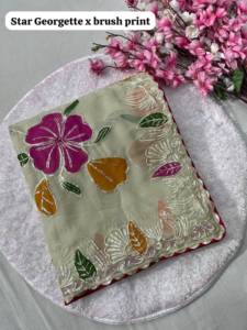 ผ้าซารีลายพิมพ์ Star Georgette พร้อมงานปัก Kacchi Gota แบบหนัก  ชุดเสื้อโมโนแบบไม่เย็บสำเร็จ สำหรับผู้หญิง สไตล์โมเดิร์น เหมาะสำหรับงานปาร์ตี้ งานแต่งงาน และชุดพื้นเมือง - Product Image 5