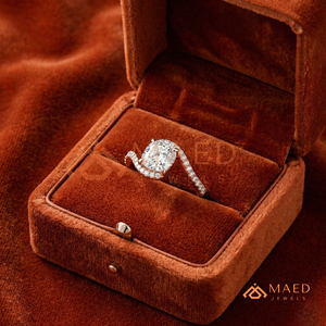 14K/18K Rose Gold Round Cut Engagement <b>Ring</b> with Wave <b>Split</b> Shank & Pavé Halo | Romantic Bridal <b>Ring</b> for Women - Product Image 4