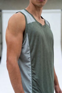Versatile Sleeveless <b>Top</b> with Loose Style for Casual Outfits Daily Activities Warm Weather Comfort and Easy <b>Layering</b> - Product Image 3