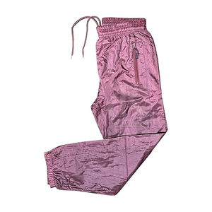 Ensemble coupe-vent réfléchissant unisexe style streetwear, survêtement imperméable avec veste à capuche et short 100% nylon, personnalisable avec logo, pour le jogging - Product Image 5