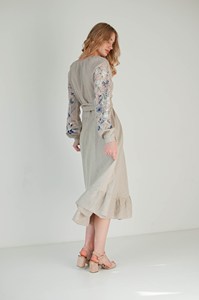 Robe midi élégante en lin brodé, manches bouffantes florales et ourlet à volants, col en V artisanal, robe bohème faite à la main - Product Image 5