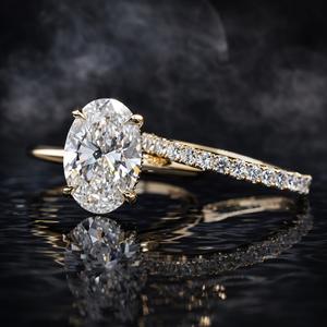 Anillo de Compromiso de Moissanita Ovalada de Moda, Plata de Ley 925 Chapada en Oro, Anillo de Moissanita de Corte Ovalado de 4 Quilates para Regalo de Aniversario - Product Image 4