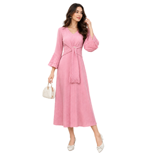 Elegante Vestido Midi de Punto Rosa con Cuello en V, Mangas Acampanadas y Cinturón, Estilo Casual, Corte en A, Holgado, para Primavera/Verano, Uso Diario - Product Image 4