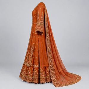 Elegante Traje Mehndi para Mujer con Colores Vibrantes, Patrones Delicados y un Atractivo Sofisticado para Bodas y Fiestas, Vestidos Casuales - Product Image 3