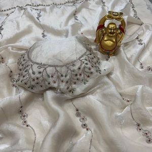 Sari indien traditionnel en soie pour femme avec broderies Jarkan et pierres, séchage rapide, idéal pour mariages et soirées, vente en gros par Royal Export - Product Image 3