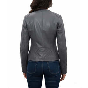 Veste sans col en cuir de mouton bleu turquoise faite à la main, taille XS pour femme, style minimaliste élégant, automne - Product Image 2