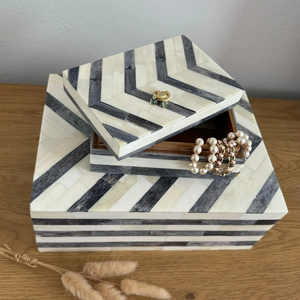 Decorative Bone Inlay Jewelry <b>Chest</b> Handmade Wooden <b>Storage</b> Box for Earrings Bracelets Necklace and Rings - Product Image 1
