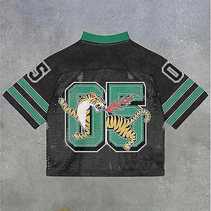 เสื้อฟุตบอลตาข่าย OEM คอวี ทรงโอเวอร์ไซส์ สำหรับผู้ชายและผู้หญิง สไตล์เรโทร พิมพ์ลายดิจิตอลแบบระเหิด  รับสกรีนโลโก้ หมายเลข และชื่อ - Product Image 3