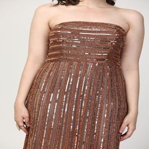 High-End Modern Strapless Backless Floor-Length Mermaid Fit Evening Gown | Luxury <b>Sequin</b> Embroidery Dress for Indian <b>Red</b> Carpets - Product Image 3