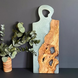 Tabla de Servir de Madera de Olivo y Resina Epoxi, Duradera, Ligera, Apta para Lavavajillas, Hecha a Mano, Tabla de Charcutería, Utensilios de Cocina, Venta al Por Mayor, OEM, Personalizada - Product Image 5
