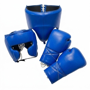 Conjunto de boxeo profesional hecho a medida con guantes de boxeo, protector de cabeza y protector de ingle, kit de sparring de cuero vacuno de alta calidad. - Product Image 2