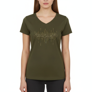 Camiseta Verde Oliva con Cuello en V para Mujer, con Diseño de Ondas Sonoras con Pedrería Dorada - Camiseta Casual de Verano de Manga Corta y Corte Ajustado - Product Image 3