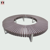 Table modulaire circulaire avec chaises à motif d'anneaux d'arbre, design élégant de banc multiplace, banc en bois d'extérieur