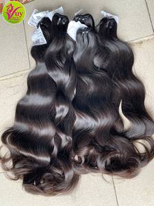 Perruque Cheveux Humains Ondulés Pas Chère, Perruques Frontales en Dentelle Suisse Soyeuse, Cheveux Vietnamiens d'un Seul Donneur pour Femmes Noires - Product Image 5