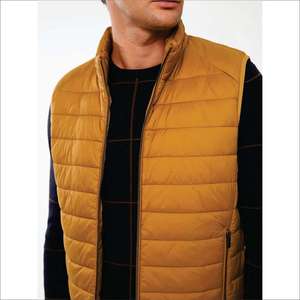 Chaqueta Acolchada de Manga Corta para Hombre y Mujer, 100% Algodón, Cierre de Cremallera, Logotipo Personalizado, Diseño Elegante, Venta al Por Mayor, Hecho en Pakistán, OEM - Product Image 6
