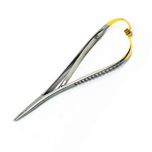 Portaagujas Mathieu de Acero Quirúrgico, Manual, T.C. Dorado, 200 mm, 20-422-200, Herramienta de Sutura de Precisión, Certificado CE, Hermann - Product Image 3