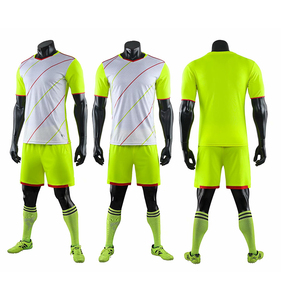 Maillots de football personnalisés, nouveau design, pour hommes, pas chers, séchage rapide, en polyester, ensemble de maillots de foot - Product Image 1