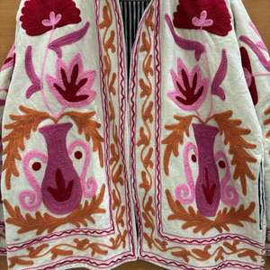 <b>Women</b> Beige Embroidered Floral Velvet Suzani <b>Jacket</b> With Stand Collar Bohemian Full Sleeve <b>Women's</b> <b>Spring</b> Outerwear - Product Image 5