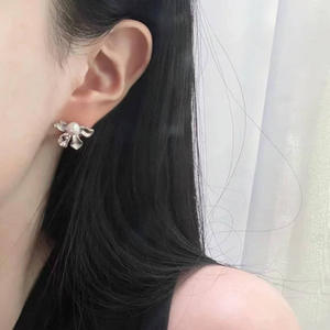 Zhuji Tian Dan Luxury Style <b>Pearl</b> <b>Earrings</b> High Quality Versatile Pure <b>Silver</b> Personalized Fashionable - Product Image 2