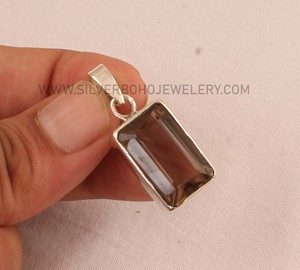 Colgante de Plata de Ley 925 con Cuarzo Ahumado al por Mayor, Colgante de Gema de Cuarzo Ahumado Natural, Joyería de Plata Hecha a Mano, Cristal Marrón - Product Image 1