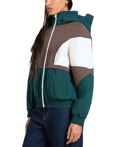 Chaqueta cortavientos informal de la mejor calidad para exteriores, con logotipo personalizado, bloques de color, cremallera y capucha, para mujer. - Product Image 4