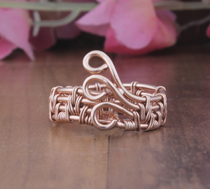 แหวนเงินแท้ชุบทองคำสีกุหลาบทำมือ ดีไซน์เรียบหรู สำหรับผู้หญิง เหมาะสำหรับงานปาร์ตี้และแฟชั่น - Product Image 1