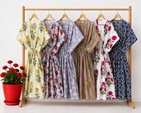 Robe longue en coton pour femme, style kaftan, col en V, imprimé floral bohème, écoresponsable, cache-maillot de bain, manches chauve-souris, coupe classique, tenue d'été pour les stations balnéaires