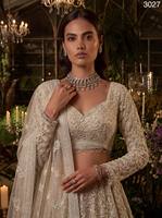 Rivaayat House présente un Lehenga Choli de créateur richement orné