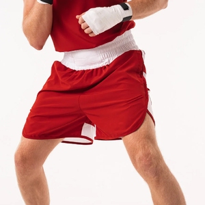 Ensemble de vêtements de boxe personnalisés de haute qualité pour hommes, uniforme léger avec short et maillot sublimés - Product Image 4