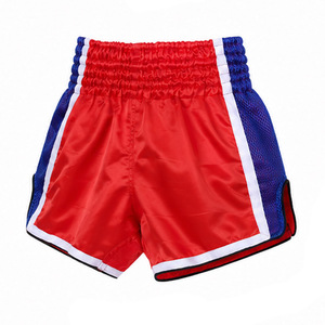 Shorts de boxe Muay Thai pour hommes, rouge et bleu, taille haute, fermeture élastique, satin respirant, logo avant, style sportif - Product Image 4