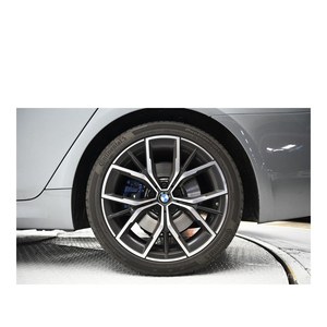 BMW Serie 5 530i M Sport Julio 2023 46.545 km Emisión Euro V Volante a la Izquierda Caja de Cambios Automática - Product Image 5