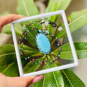 Conjunto de Collar con Colgante de Macramé de Aleación de Metales Preciosos Hecho a Mano, Joyería Minimalista con Cristales Curativos para Mujer, Venta al por Mayor para Bodas y Fiestas - Product Image 4