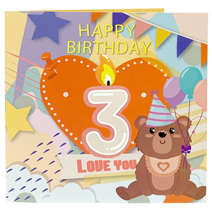 Tarjeta de felicitación con corazón de oso - Product Image 1