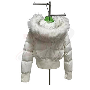 Veste longue matelassée pour femme avec capuche amovible, manteau d'hiver isolé pour les voyages, la randonnée et le confort quotidien - Product Image 2