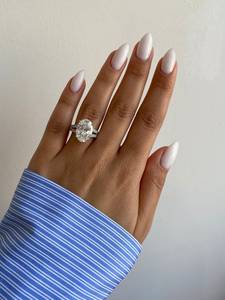 แหวนหมั้นเพชรทรงรี 7.50 กะรัต เพชรเลี้ยงในห้องปฏิบัติการ ทอง 18K สำหรับผู้หญิง |   แหวนแต่งงานแบบซ่อนเพชรทรงโซลิแทร์ ได้รับการรับรองจาก IGI | - Product Image 1