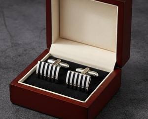 Boutons de manchette personnalisés de luxe pour hommes |   Boutons de manchette en acier inoxydable et argent sterling 925 |   Bijoux de manchette pour chemise de mariage en gros - Product Image 3