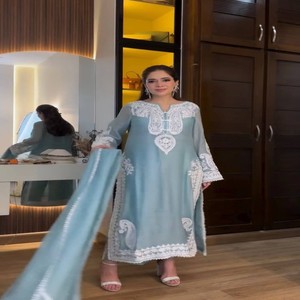 VASTRA COTTAGE Haut brodé en faux georgette avec palazzo et dupatta assortis, robe de soirée luxueuse entièrement cousue - Product Image 6