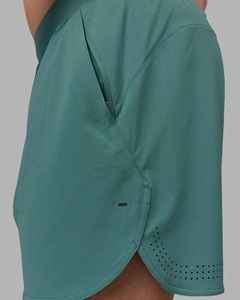 Shorts de sport décontractés pour homme, vert uni, séchage rapide, taille mi-haute avec cordon de serrage, tissé 100% polyester, X Sports City 180g - Product Image 4