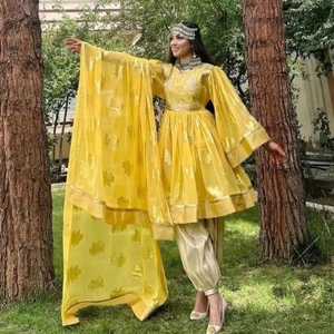 Proveedor profesional de vestidos de novia, vestidos afganos vintage KUCHI hechos a mano para mujer, a precio de mayoreo en todas las tallas y con MOQ bajo. - Product Image 2