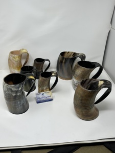 Jarra de Cerveza Vikinga de Alta Calidad Inspirada en la Edad Media, con Diseño de Animal/Amor/Ángel, Ecológica, Hecha a Mano, de Cuerno de Búfalo con Forma Natural - Product Image 4